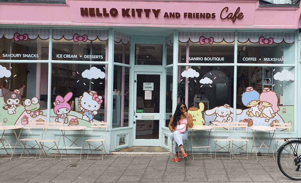 Hello kitty café fleurs coffee cute mignon, hello , kitty , café